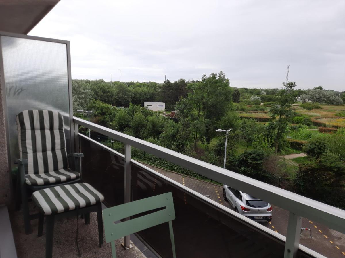 Appartement Residentie Astrid Met Private Parking Bredene Ngoại thất bức ảnh
