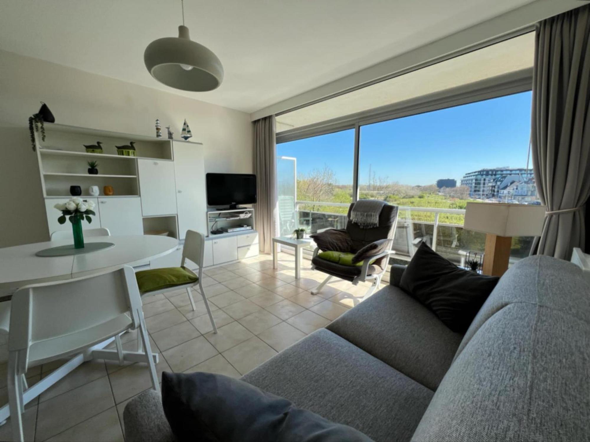Appartement Residentie Astrid Met Private Parking Bredene Ngoại thất bức ảnh